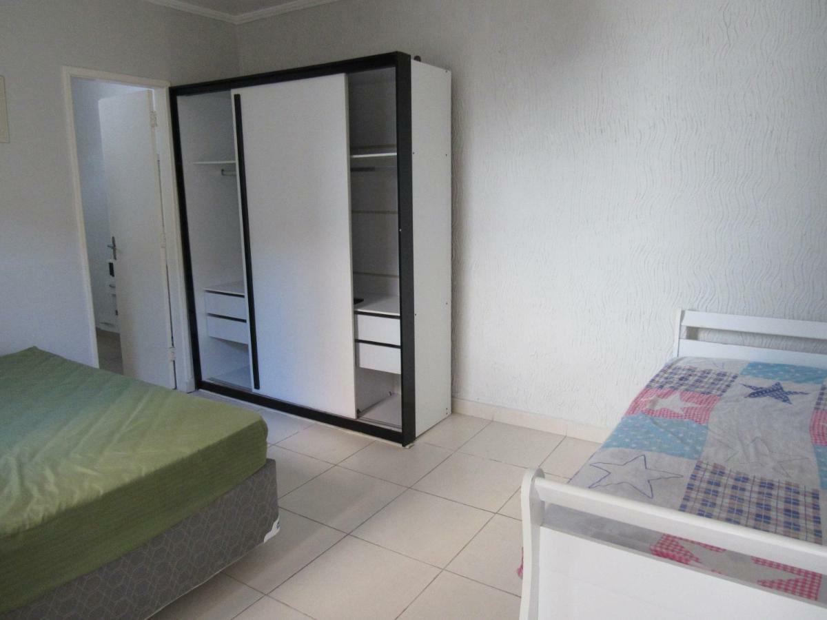 הוילה גוארויה Casa Locacao Enseada! מראה חיצוני תמונה
